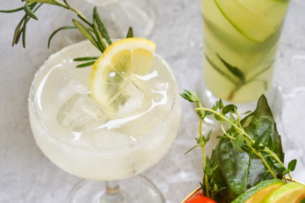 雞尾酒是什么味道 飲料與酒的結(jié)合 雞尾酒是什么味道 飲料與酒的結(jié)合