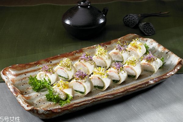 冬季養(yǎng)生食譜家常菜 冬天養(yǎng)生特色菜譜大全 冬季養(yǎng)生食譜家常菜 冬天養(yǎng)生特色菜譜大全