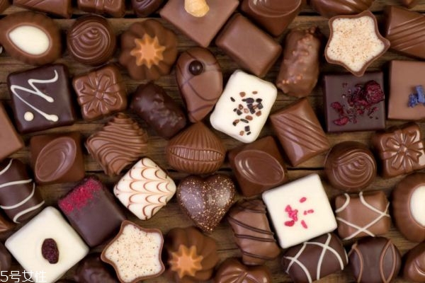 巧克力治療傷口、嘴巴破、便秘有奇效