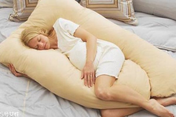 孕期水腫正常嗎 孕期水腫屬于正?，F(xiàn)象