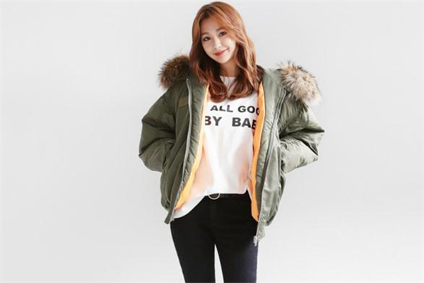 圣誕節(jié)穿什么衣服好看 讓你回頭率爆表 圣誕節(jié)穿什么衣服好看 讓你回頭率爆表