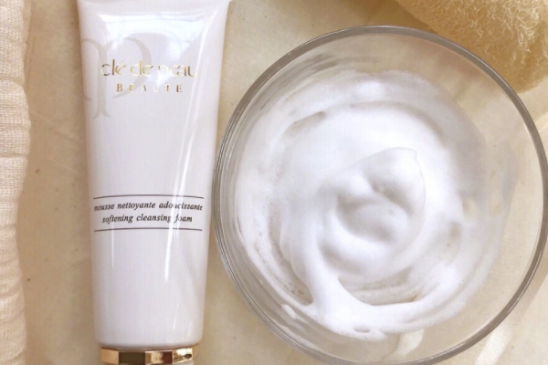 cpb洗面奶適合干皮嗎 干皮也能用 cpb洗面奶適合干皮嗎 干皮也能用