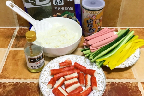 壽司是哪個(gè)國(guó)家的 源于日本 壽司是哪個(gè)國(guó)家的 源于日本