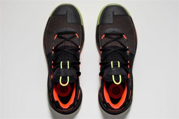 ua curry 6庫(kù)里6代戰(zhàn)靴諜照 搭載全新緩震科技 ua curry 6庫(kù)里6代戰(zhàn)靴諜照 搭載全新緩震科技