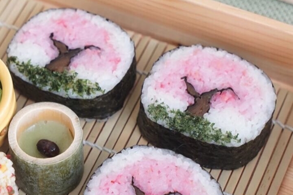 壽司要怎么卷 其實(shí)很簡單