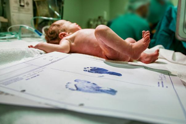 即將分娩的征兆是什么 這幾個(gè)信號(hào)要注意 即將分娩的征兆是什么 這幾個(gè)信號(hào)要注意