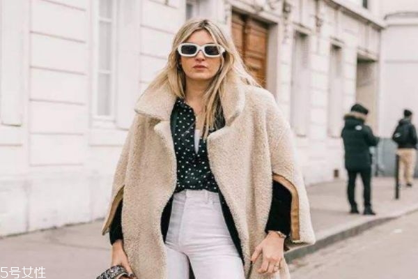 羊羔毛怎么識別好壞 教你兩招 羊羔毛怎么識別好壞 教你兩招