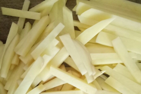 薯?xiàng)l不脆了怎么辦 可以試試這個(gè)方法 薯?xiàng)l不脆了怎么辦 可以試試這個(gè)方法