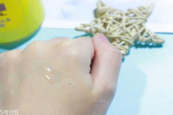 馬油薏仁水成分 解鎖薏仁水的用法 馬油薏仁水成分 解鎖薏仁水的用法