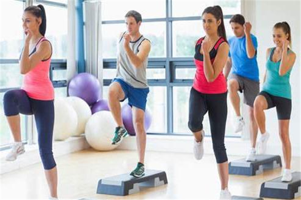 高抬腿可以瘦肚子嗎 要掌握正確姿勢(shì) 高抬腿可以瘦肚子嗎 要掌握正確姿勢(shì)