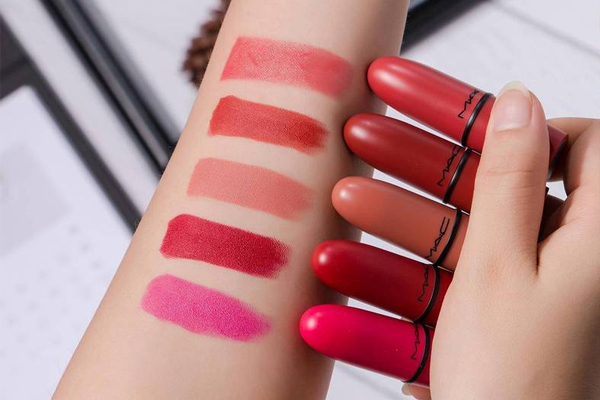 迷你mac口紅試色 迷你mac口紅疊涂方法 迷你mac口紅試色 迷你mac口紅疊涂方法