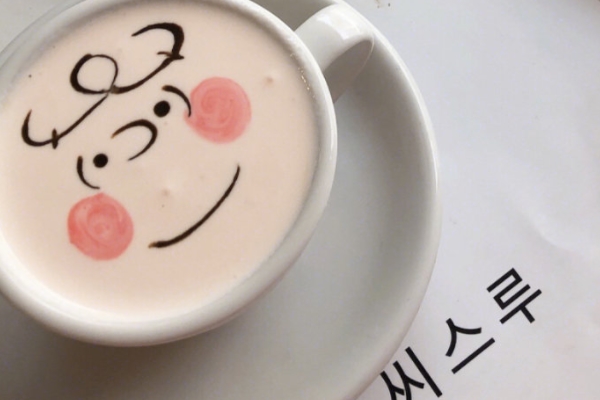 咖啡可以加牛奶嗎 肯定可以 咖啡可以加牛奶嗎 肯定可以