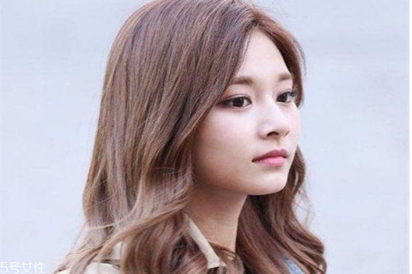 2019年最火的頭發(fā)顏色 2019必火的發(fā)色推薦 2019年最火的頭發(fā)顏色 2019必火的發(fā)色推薦