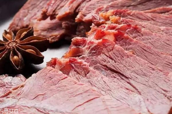 如何自制鹵牛肉 鹵牛肉選什么部位的肉 如何自制鹵牛肉 鹵牛肉選什么部位的肉