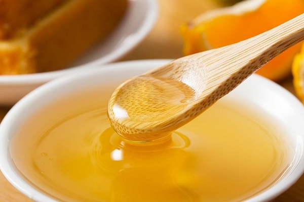 蜂蜜泡大蒜的功效 可治療多種疾病 蜂蜜泡大蒜的功效 可治療多種疾病