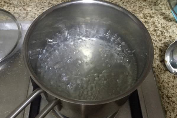 手被開水燙了怎么辦？開水燙傷怎么處理？