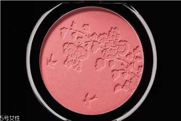 故宮口紅多少錢 故宮彩妝系列 故宮口紅多少錢 故宮彩妝系列