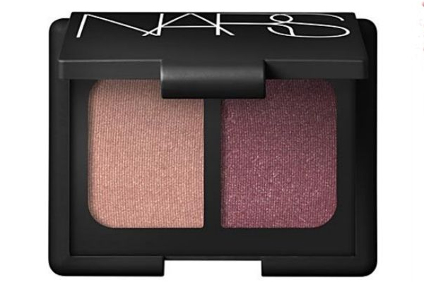 5款莓果棕眼影盤推薦 打造升級(jí)版大地色眼妝 5款莓果棕眼影盤推薦 打造升級(jí)版大地色眼妝