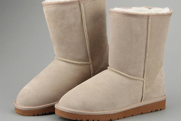 雪地靴可以水洗嗎？雪地靴能用洗衣機(jī)洗嗎？