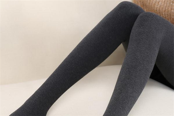 打底褲為什么會掉襠 是這些原因 打底褲為什么會掉襠 是這些原因