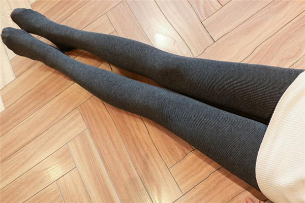 打底褲破了洞怎么補(bǔ) 要看具體位置 打底褲破了洞怎么補(bǔ) 要看具體位置