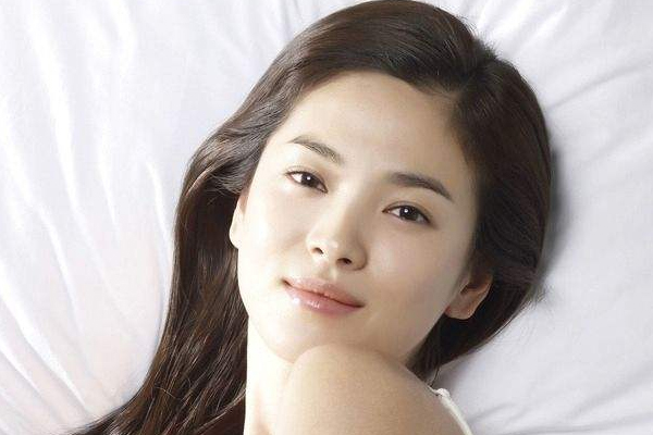 護(hù)膚品什么時(shí)候用最好 3個(gè)黃金時(shí)間 護(hù)膚品什么時(shí)候用最好 3個(gè)黃金時(shí)間