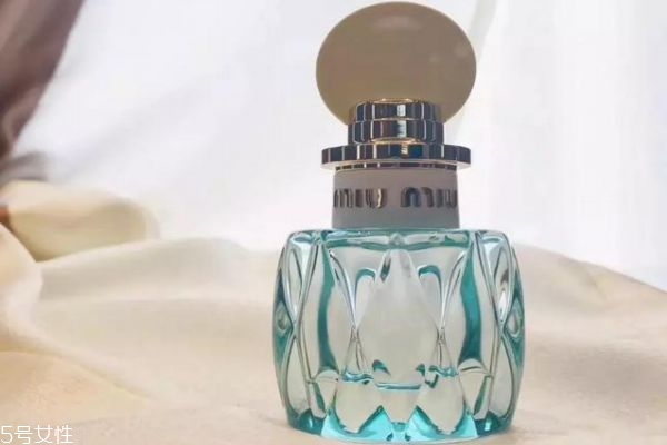 花香調(diào)麝香香水有哪些 零差評(píng)的香水盤點(diǎn) 花香調(diào)麝香香水有哪些 零差評(píng)的香水盤點(diǎn)