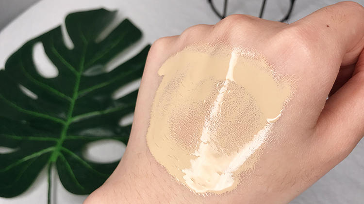 粉底液干可以加精油嗎 具體產(chǎn)品混合方案 粉底液干可以加精油嗎 具體產(chǎn)品混合方案