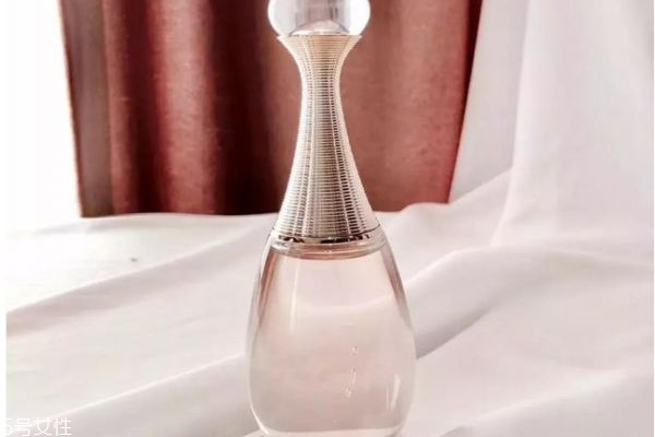 花香調(diào)麝香香水有哪些 零差評(píng)的香水盤點(diǎn) 花香調(diào)麝香香水有哪些 零差評(píng)的香水盤點(diǎn)