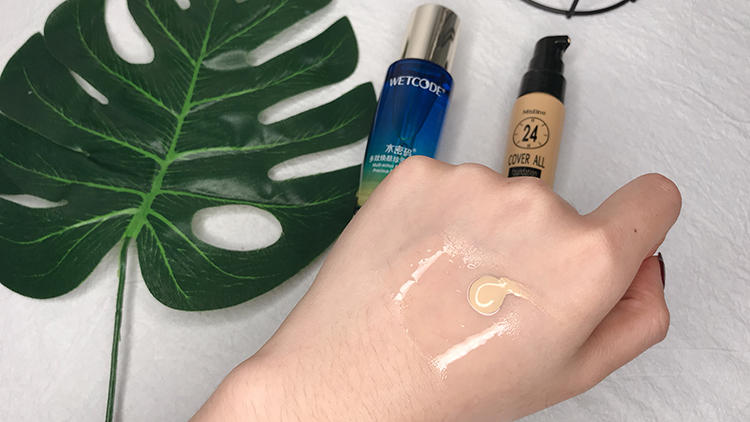 粉底液干可以加精油嗎 具體產(chǎn)品混合方案 粉底液干可以加精油嗎 具體產(chǎn)品混合方案