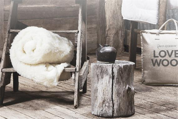 羊絨被一般多少錢 看羊絨品質(zhì) 羊絨被一般多少錢 看羊絨品質(zhì)