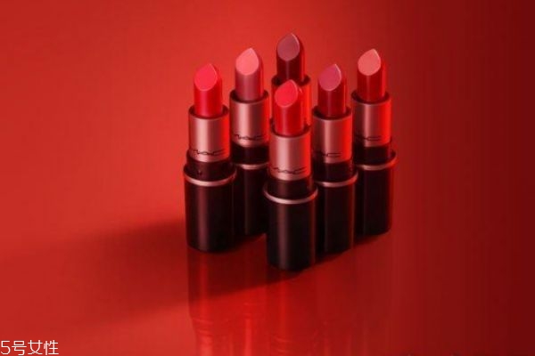 mac口紅哪個(gè)系列最滋潤 mac口紅哪款滋潤度好