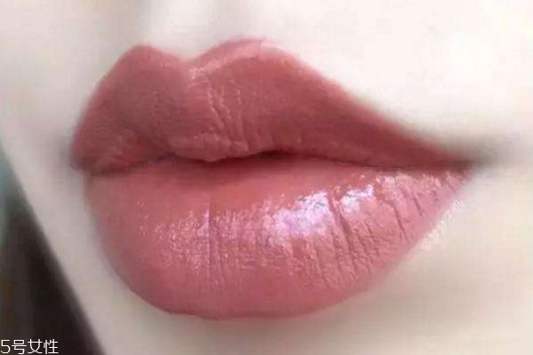 哪個牌子的口紅最好用 2019最火的口紅色號 哪個牌子的口紅最好用 2019最火的口紅色號