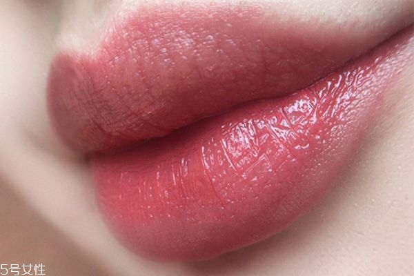 mac口紅哪個系列最滋潤 mac口紅哪款滋潤度好 mac口紅哪個系列最滋潤 mac口紅哪款滋潤度好