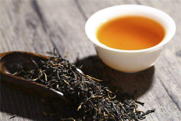 豐胸茶真的有效嗎 要長期堅持 豐胸茶真的有效嗎 要長期堅持