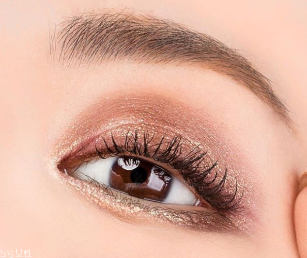 最火的液體眼影 這些液體眼影值得入 最火的液體眼影 這些液體眼影值得入