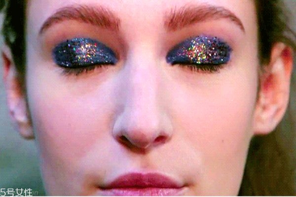 最火的液體眼影 這些液體眼影值得入 最火的液體眼影 這些液體眼影值得入