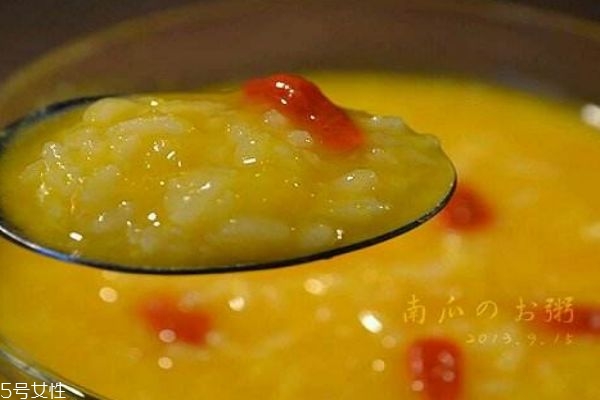 南瓜粥用什么南瓜 老南瓜做出來最好吃 南瓜粥用什么南瓜 老南瓜做出來最好吃