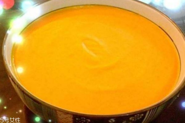 韓式南瓜粥的做法 這樣熬出來的南瓜粥超級(jí)好喝 韓式南瓜粥的做法 這樣熬出來的南瓜粥超級(jí)好喝