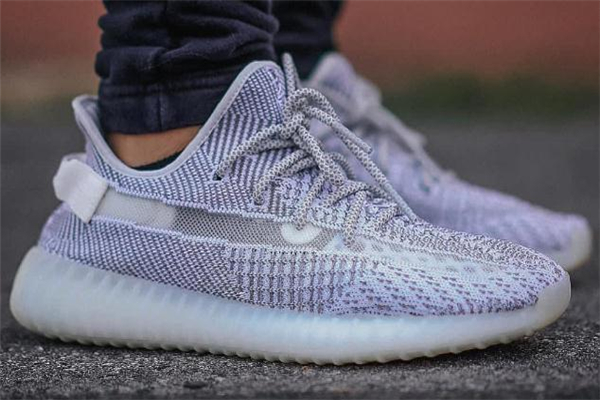 yeezy 350 static貨量 不太好搶 yeezy 350 static貨量 不太好搶
