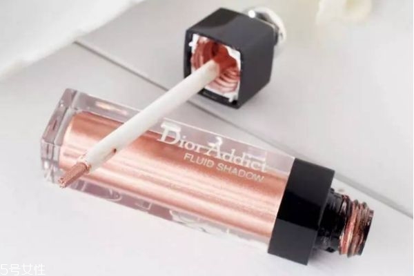 最火的液體眼影 這些液體眼影值得入 最火的液體眼影 這些液體眼影值得入