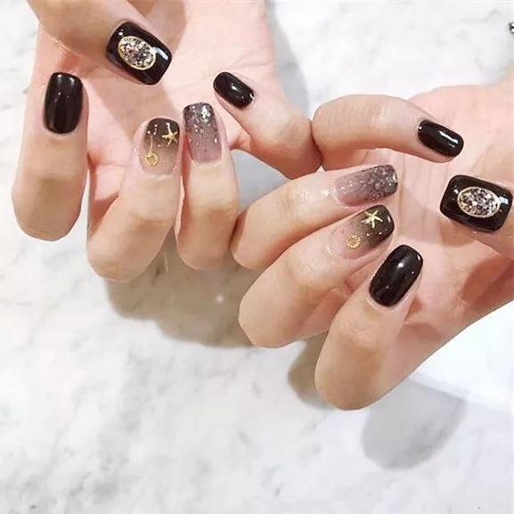 黑色美甲圖片花樣2019 黑色美甲圖片簡單個性 黑色美甲圖片花樣2019 黑色美甲圖片簡單個性