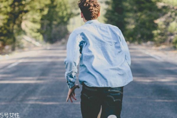 直男是貶義詞嗎 直男具備什么優(yōu)秀特點(diǎn) 直男是貶義詞嗎 直男具備什么優(yōu)秀特點(diǎn)