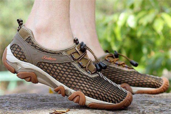 涉水鞋平時(shí)能穿嗎 看具體場(chǎng)合 涉水鞋平時(shí)能穿嗎 看具體場(chǎng)合