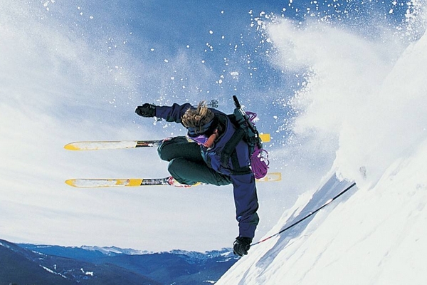 滑雪是穿自己的鞋嗎 必須要換上滑雪鞋 滑雪是穿自己的鞋嗎 必須要換上滑雪鞋