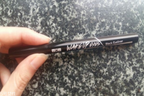 vov眼線(xiàn)筆好用嗎 韓國(guó)薇歐薇vov眼線(xiàn)筆 vov眼線(xiàn)筆好用嗎 韓國(guó)薇歐薇vov眼線(xiàn)筆