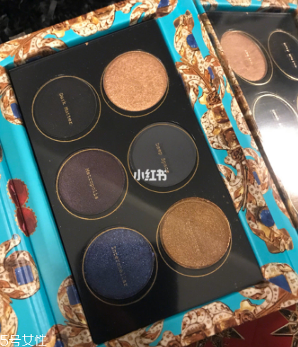 pat mcgrath圣誕系列六色眼影盤是什么顏色及試色 pat mcgrath圣誕系列六色眼影盤是什么顏色及試色