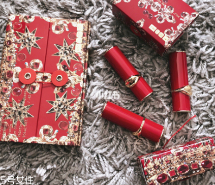 pat mcgrath圣誕系列六色眼影盤是什么顏色及試色 pat mcgrath圣誕系列六色眼影盤是什么顏色及試色