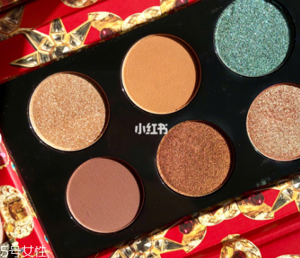 pat mcgrath圣誕系列六色眼影盤是什么顏色及試色 pat mcgrath圣誕系列六色眼影盤是什么顏色及試色