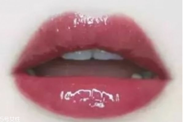 歐萊雅唇釉有哪些 歐萊雅唇釉試色 歐萊雅唇釉有哪些 歐萊雅唇釉試色